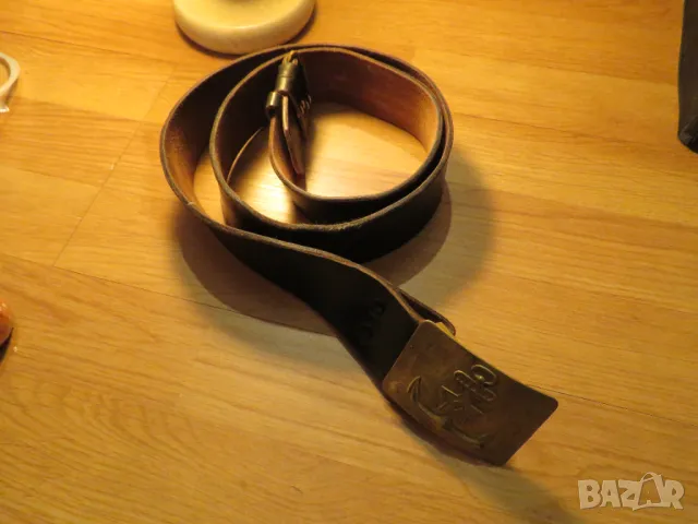 Стар морски моряшки колан с котва  от 50те - красота от бронз и дебела телешка кожа за ценители . , снимка 2 - Колани - 49936596