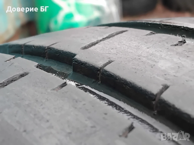 Гуми 235 65 16 C Ц Континентал Continental. Налични са 6 броя - нов внос. Не са нови!