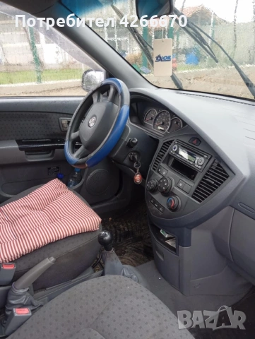 Kia Carens , снимка 6 - Автомобили и джипове - 53251411