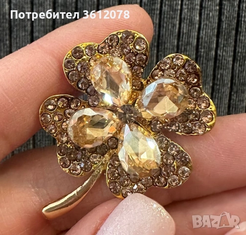 Дамска Брошка 