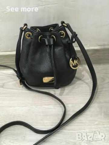 MICHAEL KORS мини чанта тип торбичка, снимка 1 - Чанти - 47133768