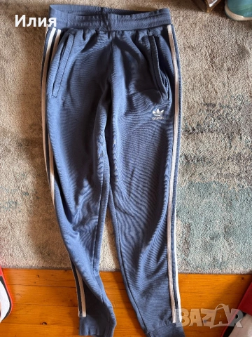 Adidas синьо долнище 