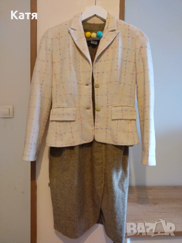 Дамски костюм в размер XS, снимка 2 - Костюми - 52431497