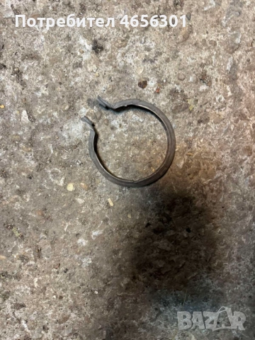 Скоба за трабите на ауспуха или генерацията на Мерцедес Mercedes само за 10лв. А000995xx33