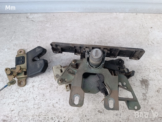 ключалка заден капак пасат б5