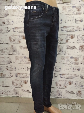 Intelligence- дънки слим, надрани, тъмни индиго, опушени, с еластан, по- къси