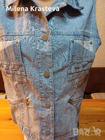 Street MODA Три за 7 евро L, снимка 9 - Елеци - 53867610