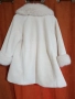 Ново бяло пухкаво палтенце, снимка 5