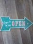 Метална табела - стрелка Welcome / Come in, we are open, снимка 1