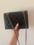 Продавам чантичка с верижка., снимка 3