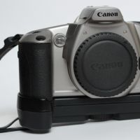 CANON EOS 3000N Kit (SLR) + Battery Grip, снимка 4 - Фотоапарати - 45399611