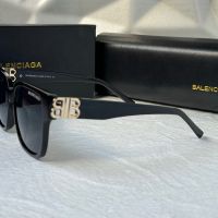 Balenciaga 2024 дамски слънчеви очила 2 цвята, снимка 11 - Слънчеви и диоптрични очила - 45484479