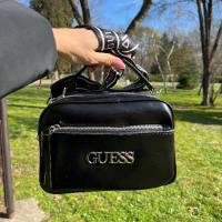 Нови дамски чанти Guess, снимка 2 - Чанти - 44961428