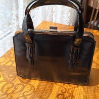 Чанта от черен лак, снимка 1 - Чанти - 46212291