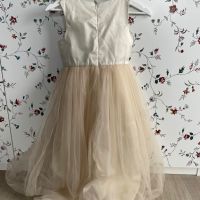 Детска официална рокля, снимка 3 - Детски рокли и поли - 45154397