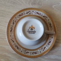 Нов порцеланов сервиз за дълго кафе или чай с декор тип "шевица", снимка 3 - Сервизи - 45708218