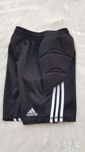 Вратарски шорти Adidas 9-10 години, снимка 1