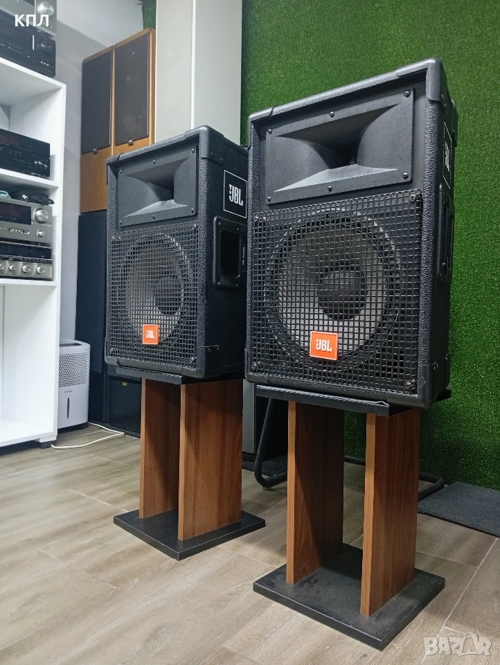 Професионални колони JBL MR-822, снимка 1