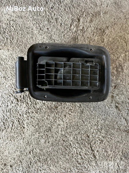 Вратичка резервоар БМВ Е90 91 BMW, снимка 1