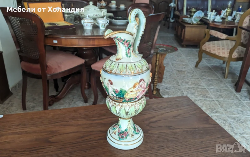 Пищна кана/ваза Каподимонте, снимка 1