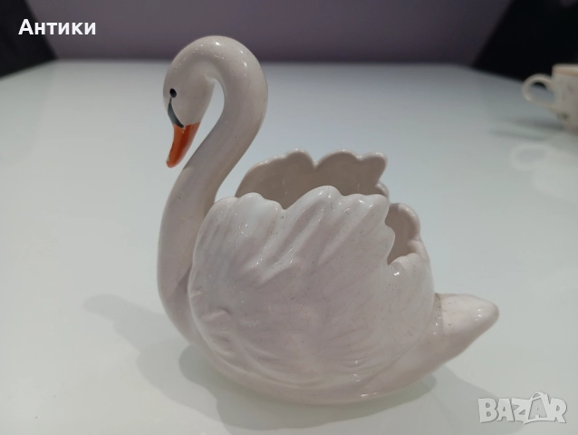 Порцеланов стар лебед, снимка 13 - Антикварни и старинни предмети - 52553813