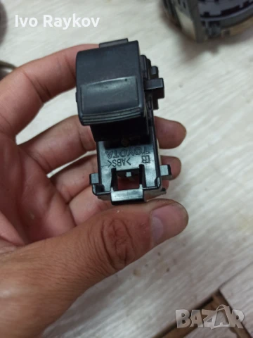 Бутон ел стъкла Toyota 829-2U6D