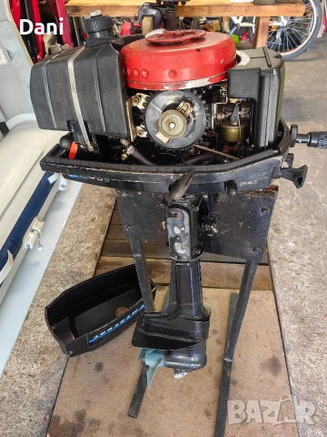 Двутактов двигател за лодка Mercury 4hp , снимка 5 - Воден транспорт - 54131705