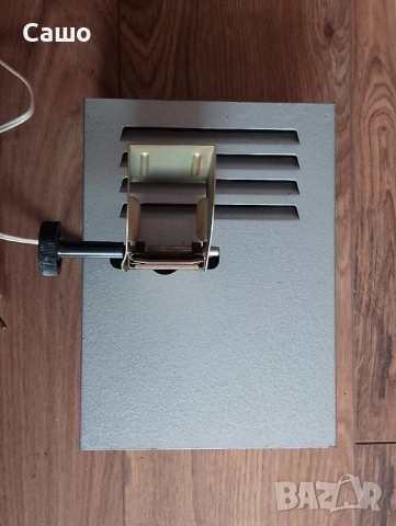 Прожекционен апарат , снимка 2 - Антикварни и старинни предмети - 53020759