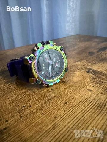 Casio G-Shock MTG-B3000PRB-1AER Aurora Oval Limited Edition