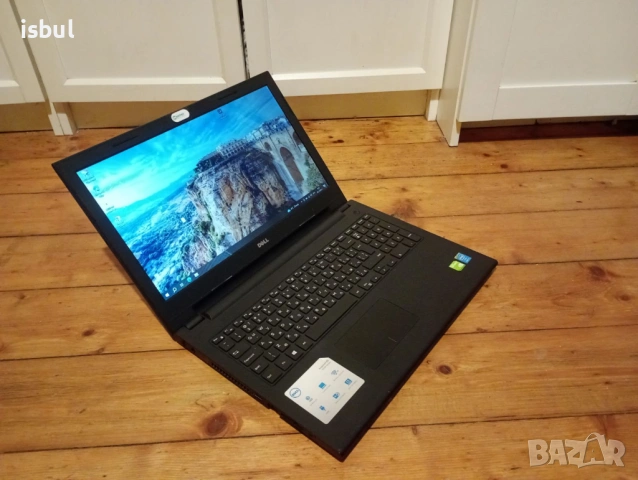 Лаптоп Dell 15, чисто ново SSD , геймърски, нова батерия  GeForce 820M (2GB)