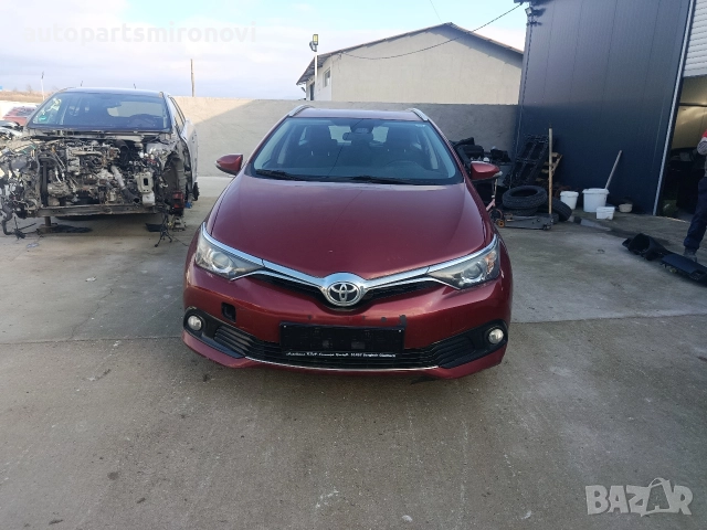 На части! Аурис 1.6 дизел, снимка 2 - Автомобили и джипове - 52713476