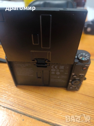 SONY DSC-WX500, снимка 11 - Фотоапарати - 53910268