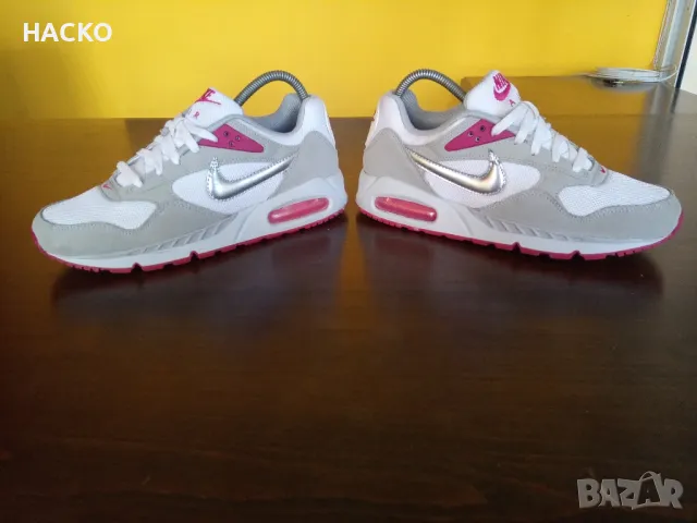 Маратонки NIKE AIR Номер 41 Стелка 26,5 см. Внос от Англия, снимка 4 - Маратонки - 50176256