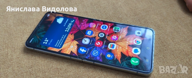 Samsung Z Flip 5 , снимка 7 - Samsung - 52476418
