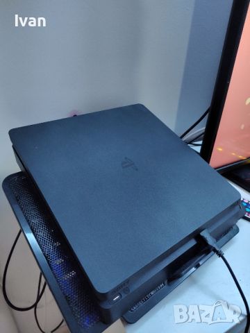 PS 4 Slim 400 GB, снимка 1 - PlayStation конзоли - 46186391