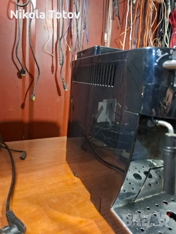 Продава се кафе машина Delonghi Magnifica S. , снимка 3 - Кафемашини - 53489422