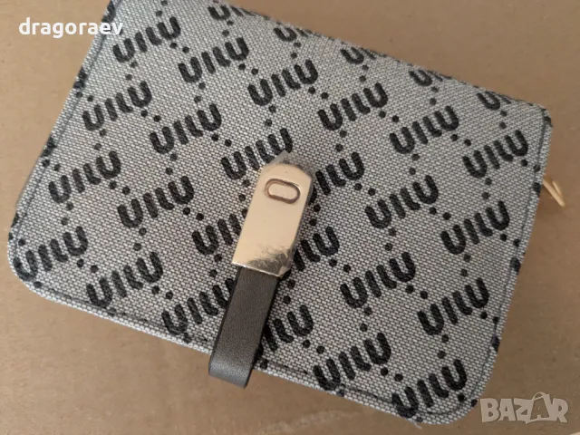 Ново дамско портмоне miu miu bi-fold wallet , снимка 3 - Портфейли, портмонета - 49980064