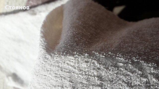 Продавам еластичен плат