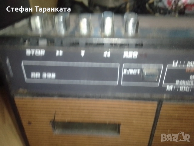 Радио касетофон Phillips , снимка 4 - Радиокасетофони, транзистори - 53060608