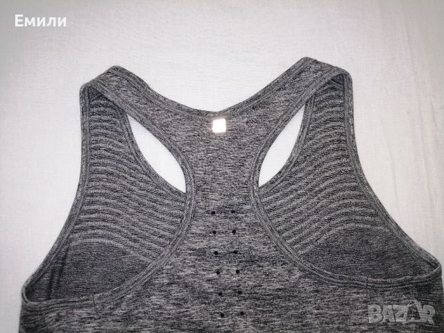 Nike DRI-FIT оригинален дамски спортен потник р-р XS, снимка 13 - Потници - 46736352