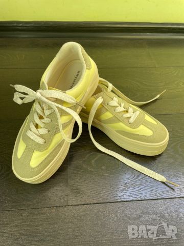 Спортни обувки, снимка 1 - Дамски ежедневни обувки - 45558399
