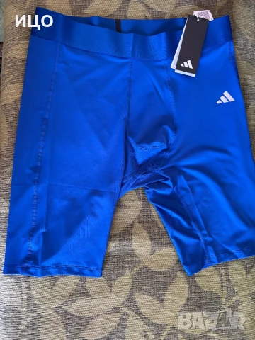 Мъжки клин на Adidas