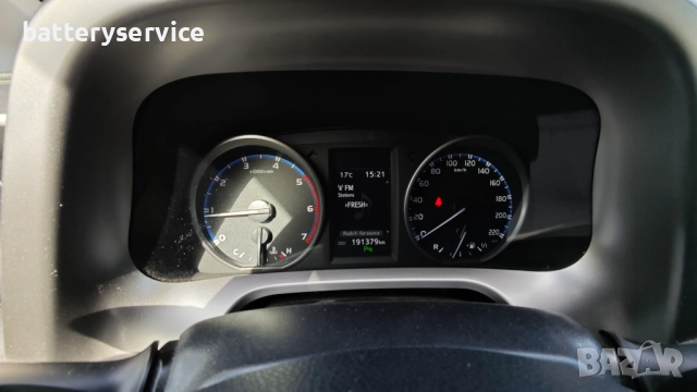 TOYOTA RAV4 2. 0 Diesel 143hp Ръчни скорости, снимка 13 - Автомобили и джипове - 52470007