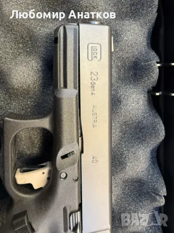 Продавам Glock 23 Gen 4 cal .40, снимка 2 - Бойно оръжие - 49583431