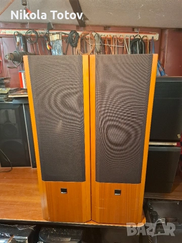 Продават се тонколони MBQUART. 