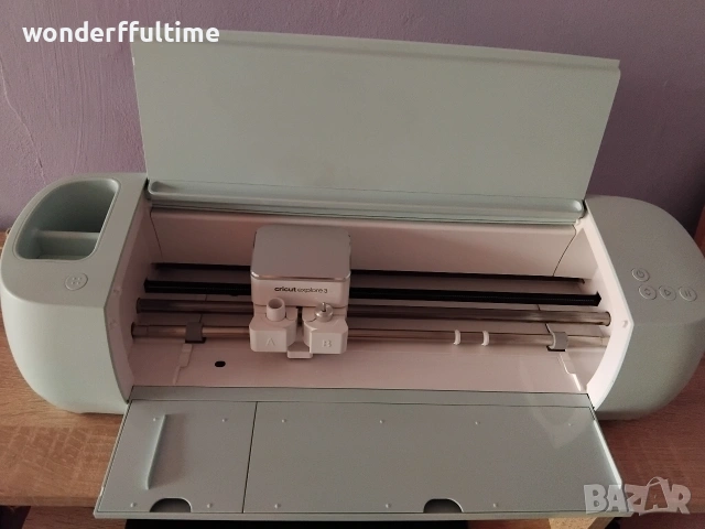 Плотер Cricut explore 3