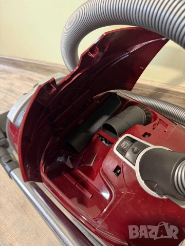 Прахосмукачка Miele Complete c3 850W, снимка 4 - Прахосмукачки - 53539742