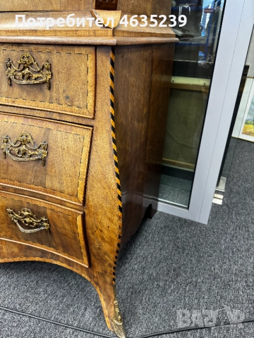 Антикварен гардероб с богата дърворезба - масивно дърво, снимка 4 - Бюфети - 52987020