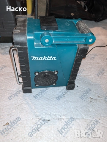 радиоприемник Makita, снимка 4 - Радиокасетофони, транзистори - 53124436