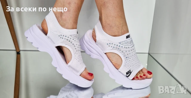 Nike Дамски Сандали Найк От 36 До 41 Номер - Бели Или Черни Код P821, снимка 3 - Сандали - 50830421